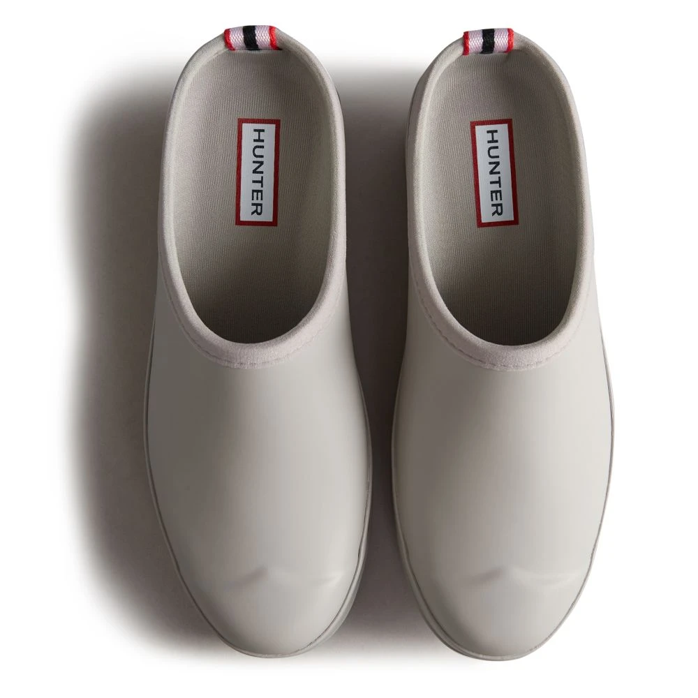 Hunter Women's Play Clogs In Zinc Grey - Image 3